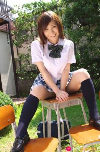 Iyo Hanaki cute gravure schoolgirl