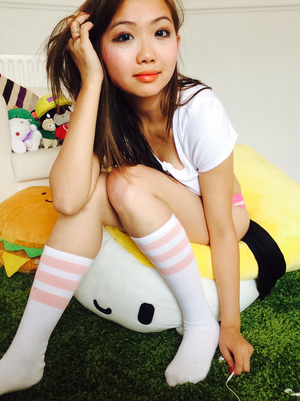 960px x 1280px - Harriet Sugar Cookie sexy knee high socks & shows tits - Teens In Asia