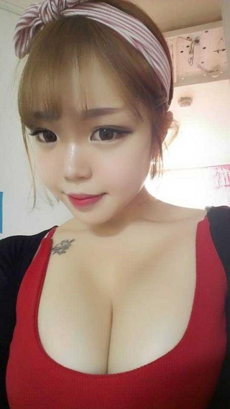 big tits amateur asian girlfriend